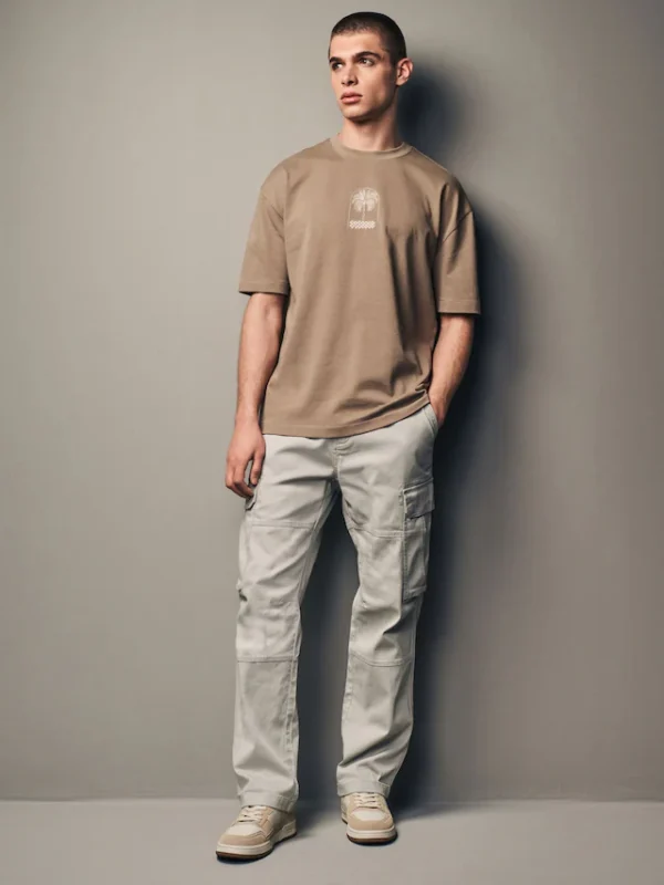 Classic Straight Fit Cargo Pants – Timeless Style with Everyday Functionality - Image 2